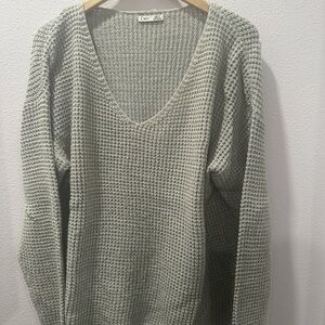 Dex Women's Textured Knit V-Neck Sweater